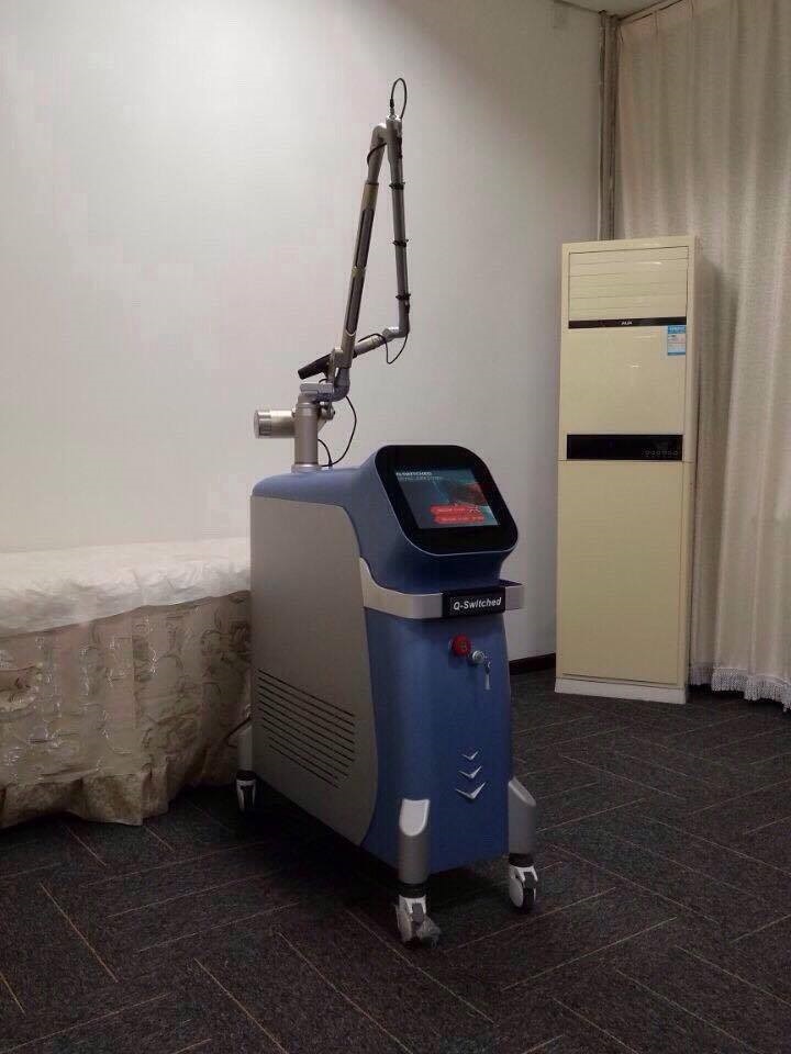 máy laser trị nám xóa xăm sq2