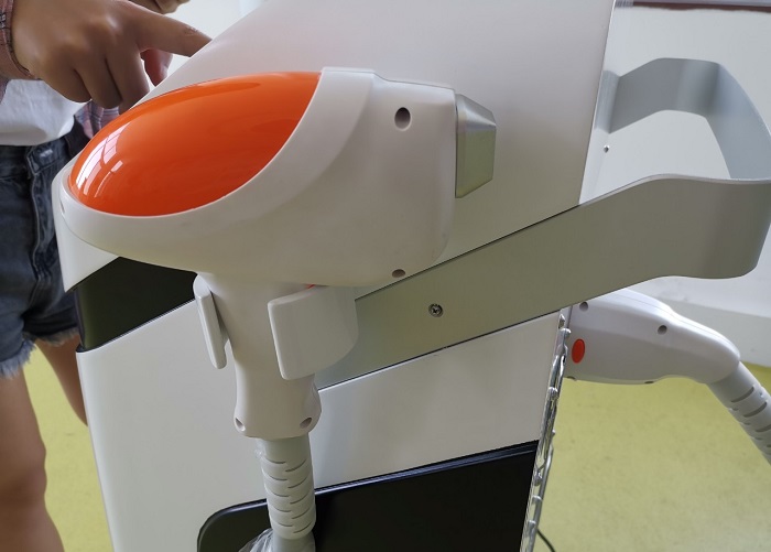 <b><i><a class='text-danger' title='<b><i><a class='text-danger' title='máy triệt lông diode laser' href=http://aaubeauty.com/thiet-bi-tham-my-47/may-triet-long-diode-laser-aroma/>máy triệt lông diode laser</a></i></b>' href=http://aaubeauty.com/thiet-bi-tham-my-47/>máy triệt lông diode laser</a></i></b> -2