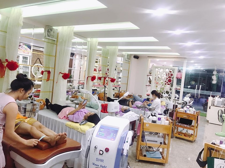 máy <b><i><a class='text-danger' title='triệt lông' href=http://aaubeauty.com/do-dung-phu-kien-spa-47>triệt lông</a></i></b> shr 950B